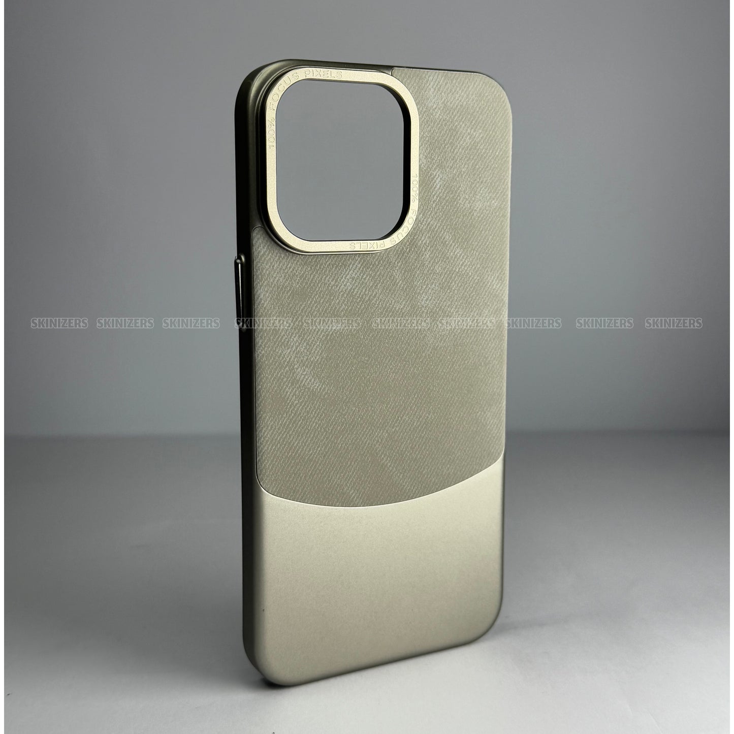 Tuo Tone Flannel Case Titanium